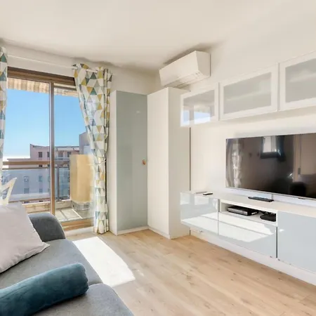 Apartamento T2 200m From Lavandou Classified 3 Le Lavandou